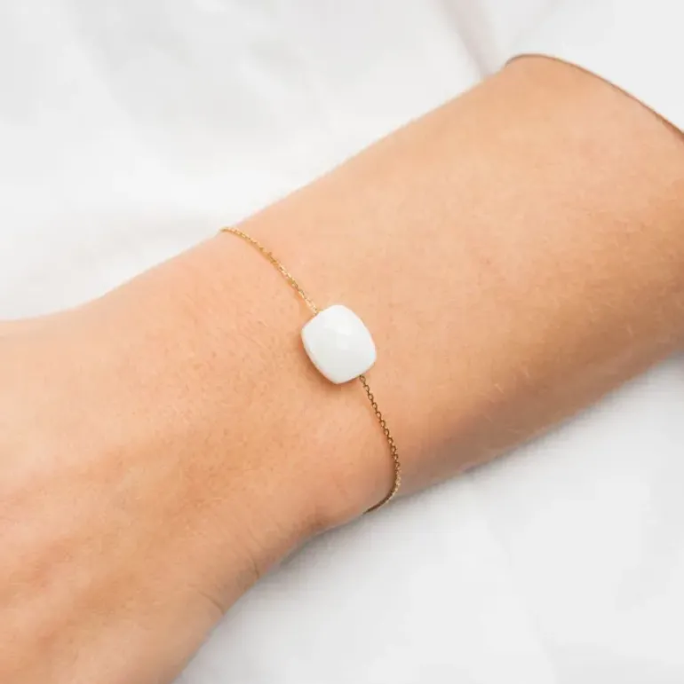 BRACELET OR JAUNE COUSSIN AGATE BLANCHE