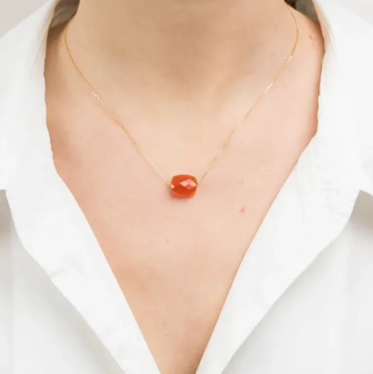 COLLIER OR JAUNE COUSSIN CORNALINE